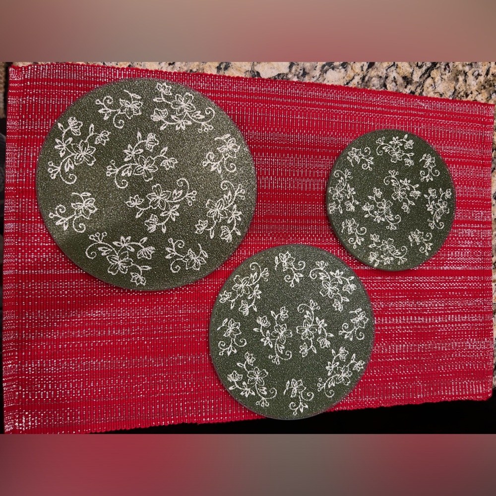Temptations Trivets